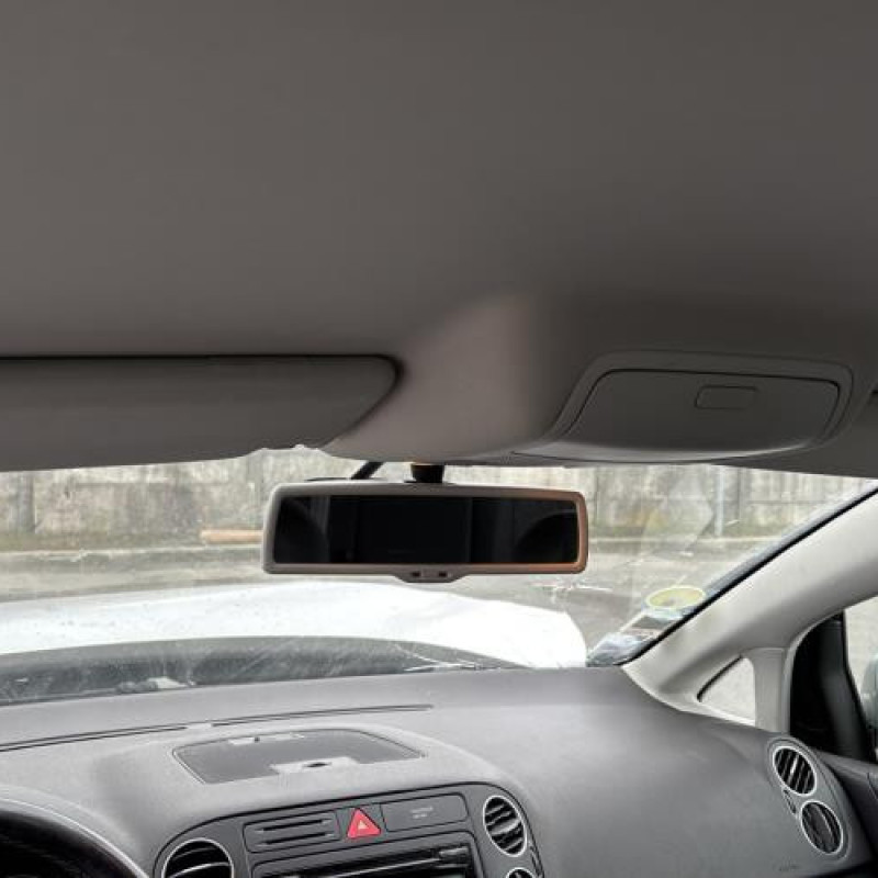 Feu arriere secondaire droit (feux) VOLKSWAGEN GOLF PLUS Photo n°16