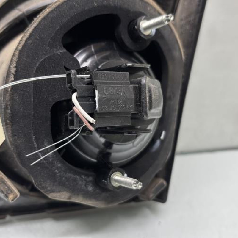 Feu arriere secondaire gauche (feux) VOLKSWAGEN GOLF PLUS Photo n°3