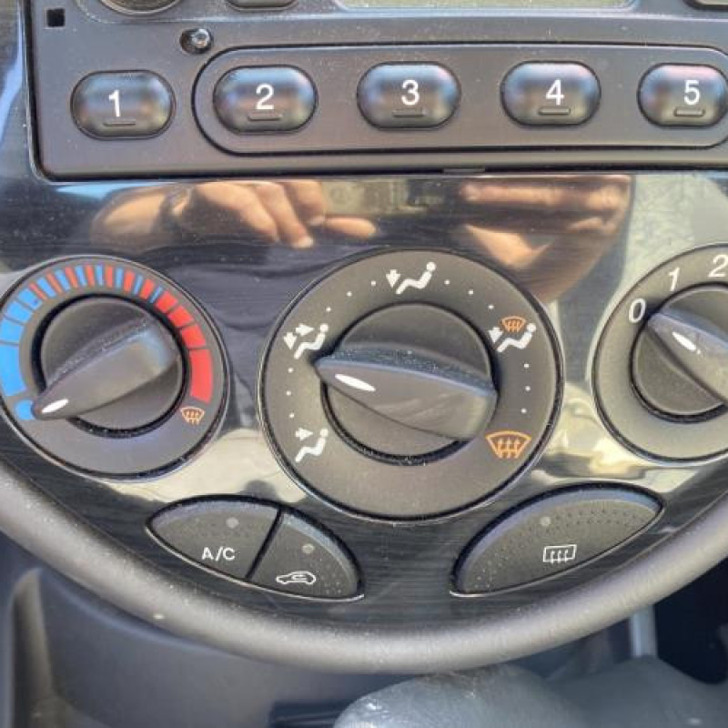 Ceinture avant gauche FORD FOCUS 1 Photo n°20