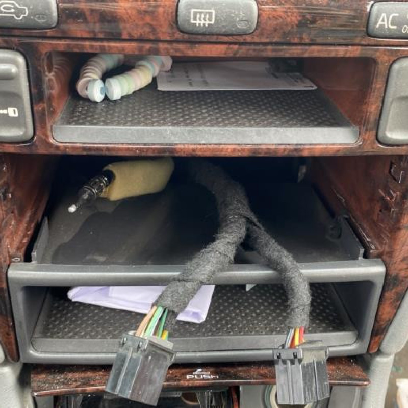 Feu arriere stop central VOLVO S 40 1 Photo n°19