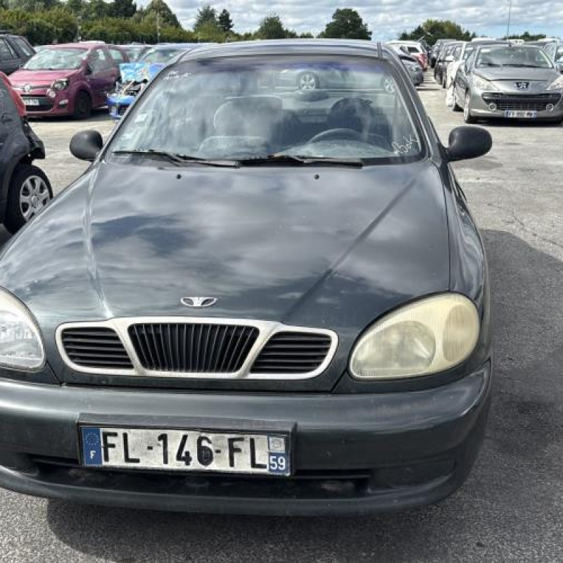 Feu arriere secondaire droit (feux) DAEWOO LANOS Photo n°11