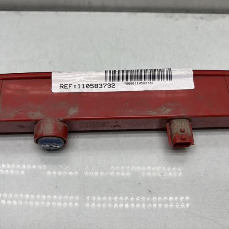 Feu arriere stop central RENAULT KADJAR Photo n°5