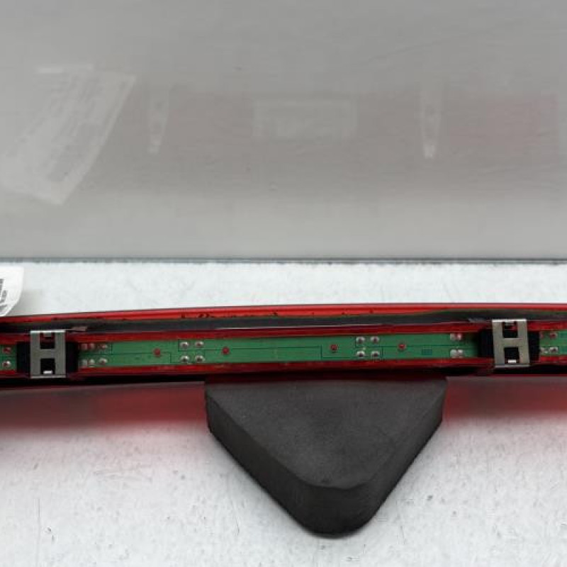 Feu arriere stop central NISSAN QASHQAI 1 Photo n°3