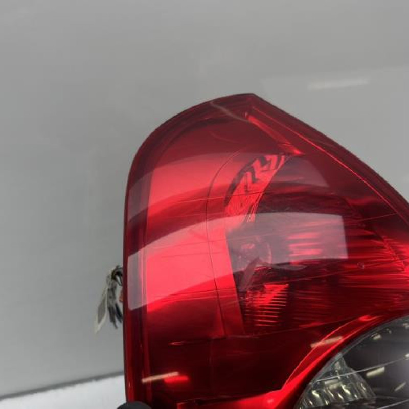 Feu arriere principal gauche (feux) RENAULT CLIO 2 Photo n°3