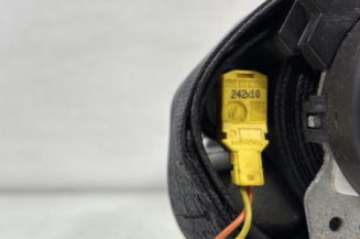 Pretensionneur de ceinture avant droit PEUGEOT 206+
