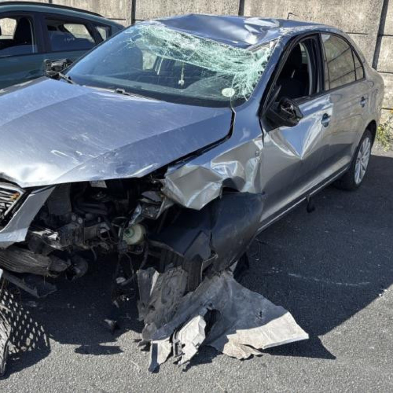 Feu arriere secondaire droit (feux) SEAT TOLEDO 4 Photo n°5