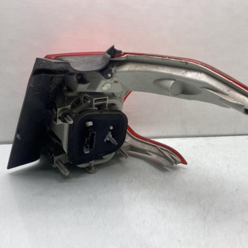 Feu arriere principal gauche (feux) PEUGEOT 2008 1 Photo n°2