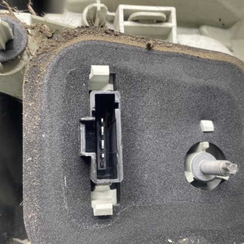 Feu arriere principal gauche (feux) PEUGEOT 2008 1 Photo n°3