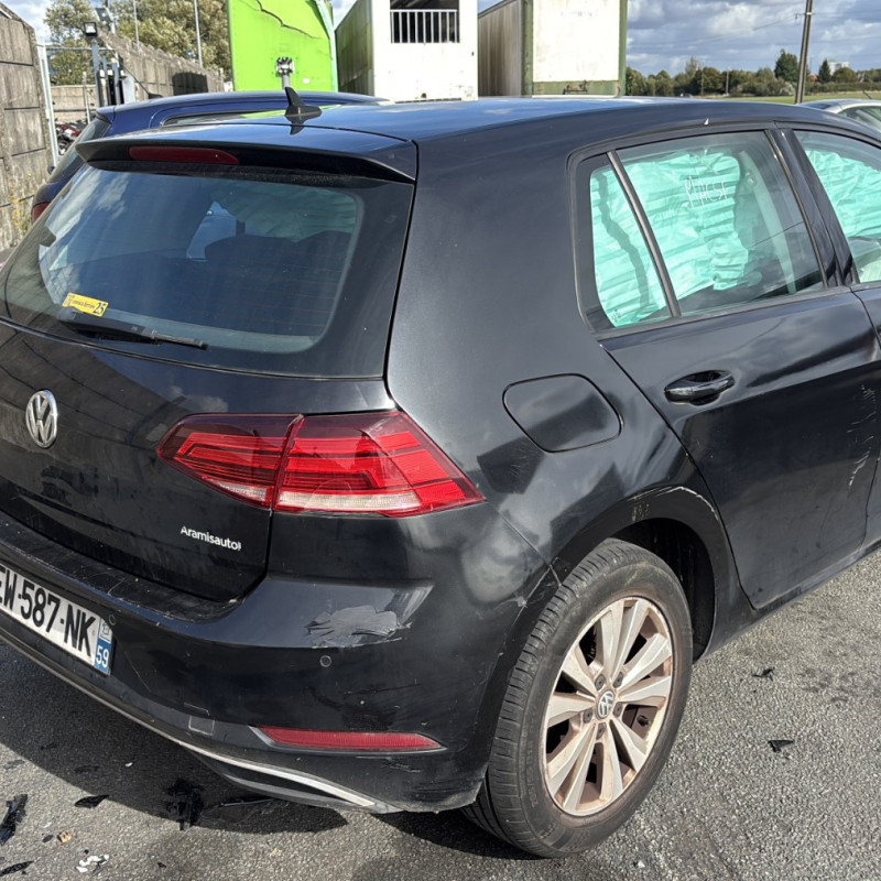 VOLKSWAGEN GOLF 7 PHASE 2 1.0 TSI - 12V TURBO Photo n°3