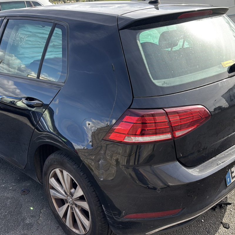 VOLKSWAGEN GOLF 7 PHASE 2 1.0 TSI - 12V TURBO Photo n°4