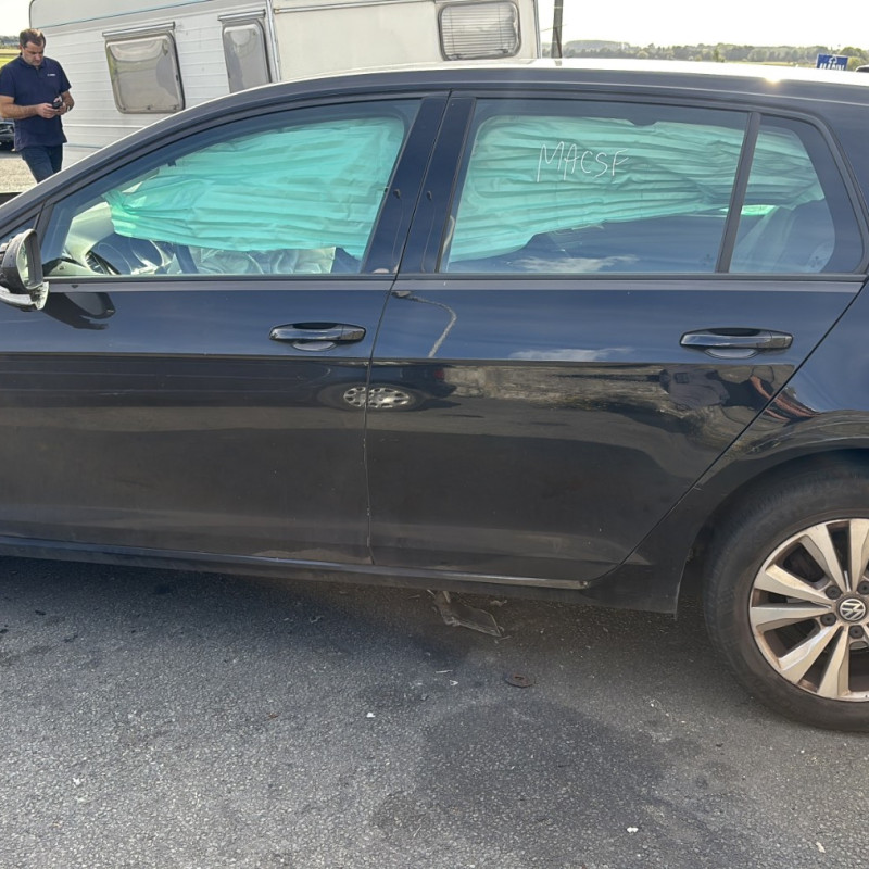 VOLKSWAGEN GOLF 7 PHASE 2 1.0 TSI - 12V TURBO Photo n°7