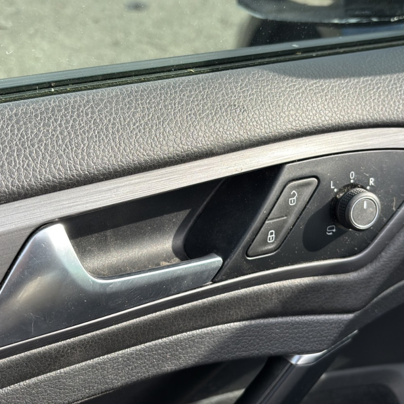 VOLKSWAGEN GOLF 7 PHASE 2 1.0 TSI - 12V TURBO Photo n°12