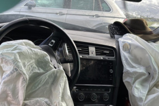 VOLKSWAGEN GOLF 7 PHASE 2 1.0 TSI - 12V TURBO