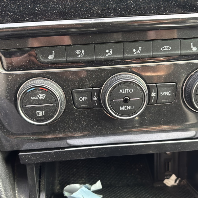 VOLKSWAGEN GOLF 7 PHASE 2 1.0 TSI - 12V TURBO Photo n°16