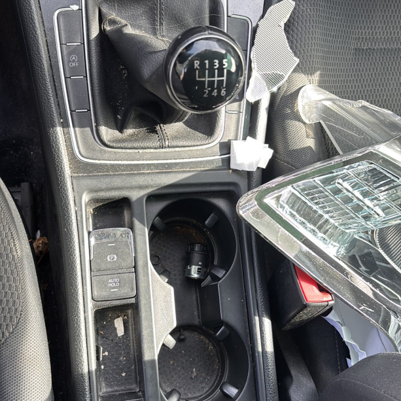 VOLKSWAGEN GOLF 7 PHASE 2 1.0 TSI - 12V TURBO Photo n°18