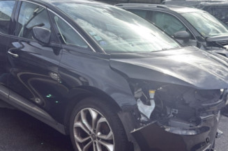 RENAULT SCENIC 4 1.2i - 16V TURBO TCE 130