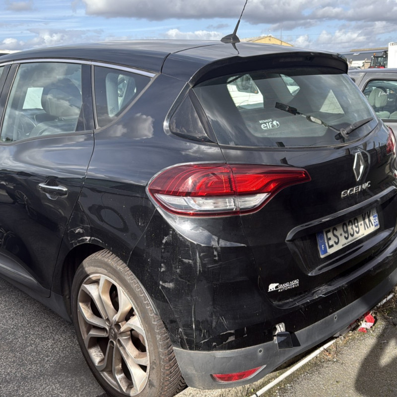 RENAULT SCENIC 4 1.2i - 16V TURBO TCE 130 Photo n°4