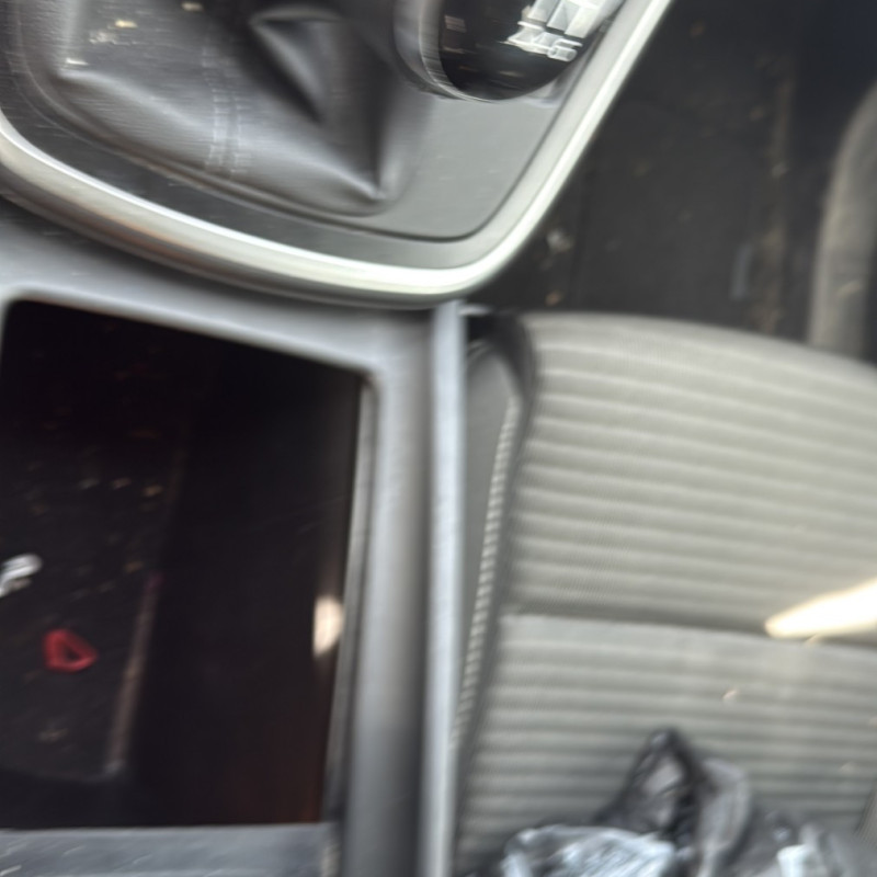 RENAULT SCENIC 4 1.2i - 16V TURBO TCE 130 Photo n°21