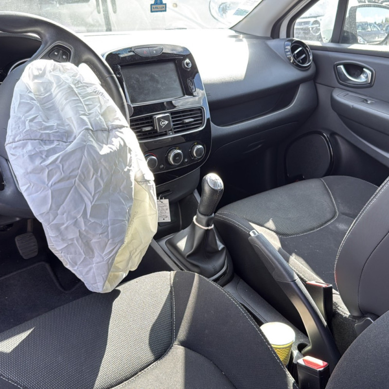 RENAULT CLIO 4 PHASE 2 1.5 DCI - 8V TURBO Photo n°15