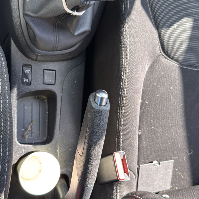 RENAULT CLIO 4 PHASE 2 1.5 DCI - 8V TURBO Photo n°18