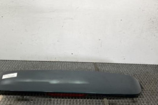 Feu arriere stop central HONDA CIVIC 6
