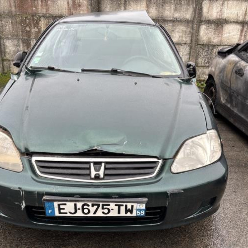 Feu arriere stop central HONDA CIVIC 6 Photo n°12