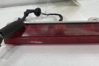 Feu arriere stop central NISSAN MICRA 4 Photo n°1