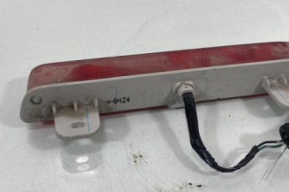 Feu arriere stop central NISSAN MICRA 4