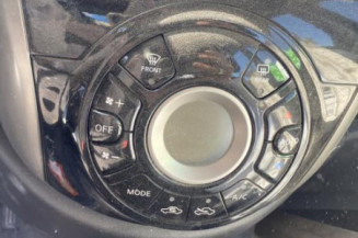 Feu arriere stop central NISSAN MICRA 4