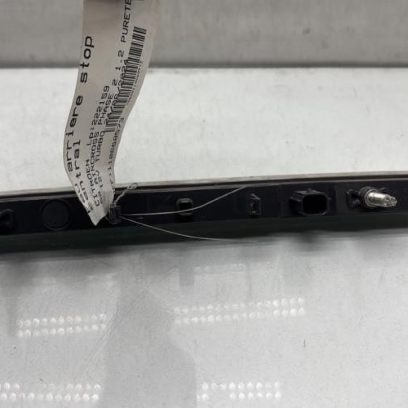 Feu arriere stop central CITROEN C3 AIRCROSS Photo n°2