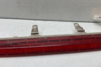 Feu arriere stop central JEEP CHEROKEE 4 Photo n°1