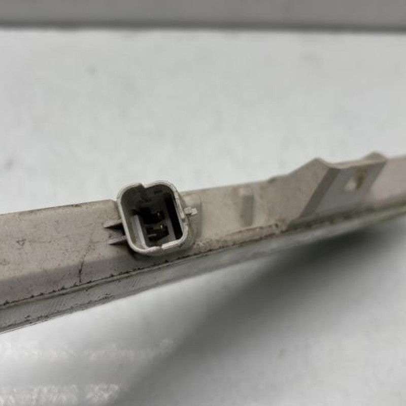 Feu arriere stop central CITROEN DS5 Photo n°3