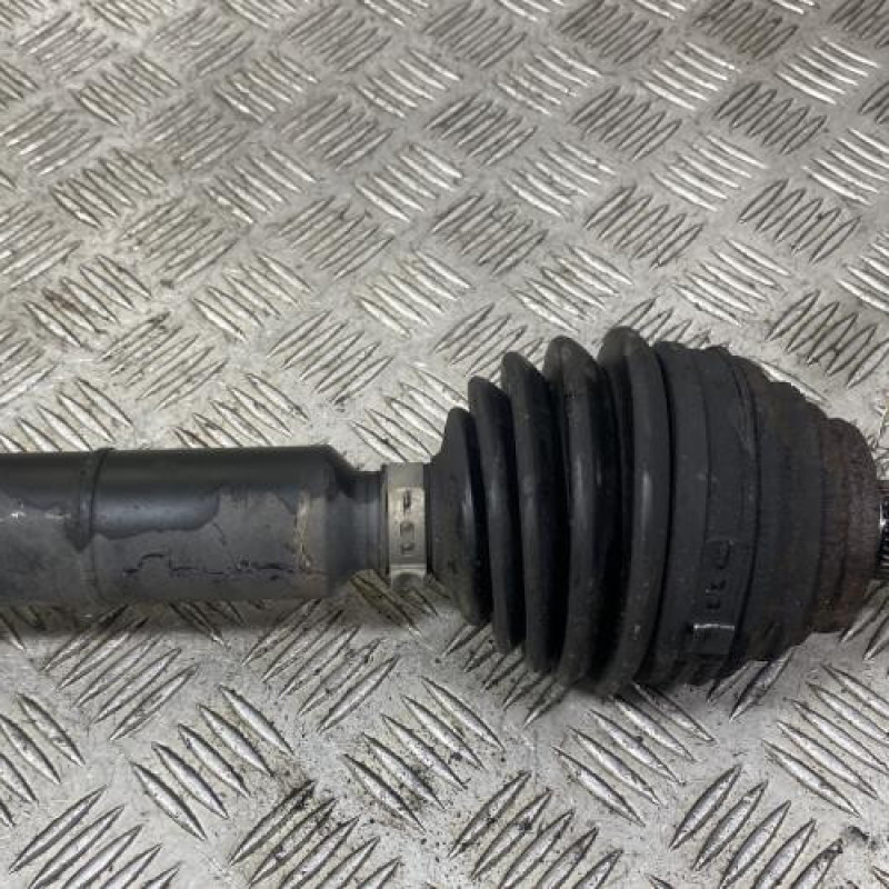Cardan droit (transmission) VOLKSWAGEN PASSAT 5 Photo n°3
