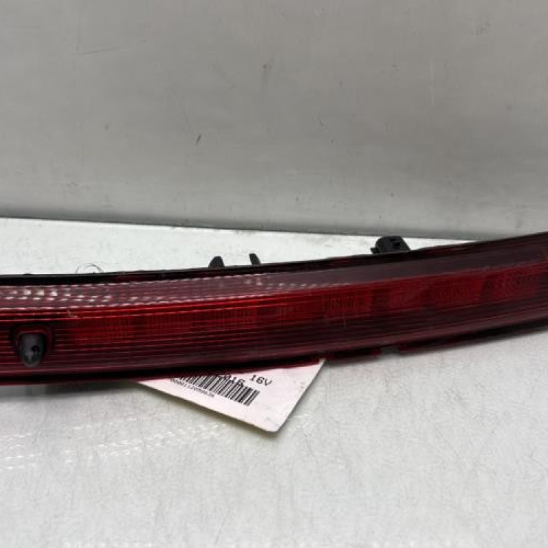 Feu arriere stop central RENAULT MEGANE 4 Photo n°1