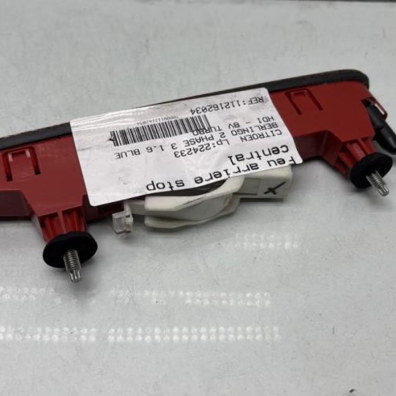 Feu arriere stop central CITROEN BERLINGO 2 Photo n°3