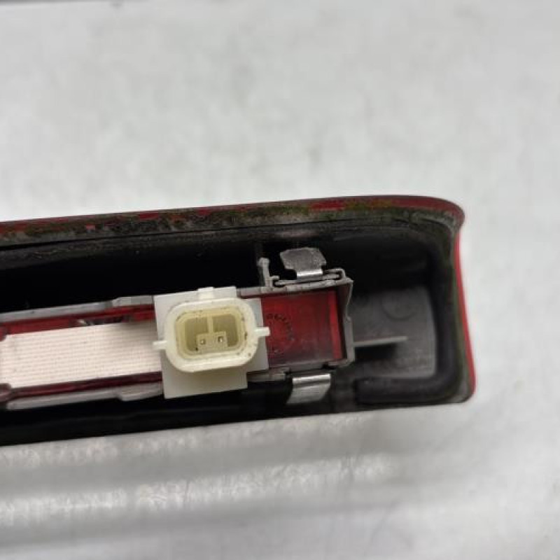 Feu arriere stop central RENAULT MEGANE 3 Photo n°3