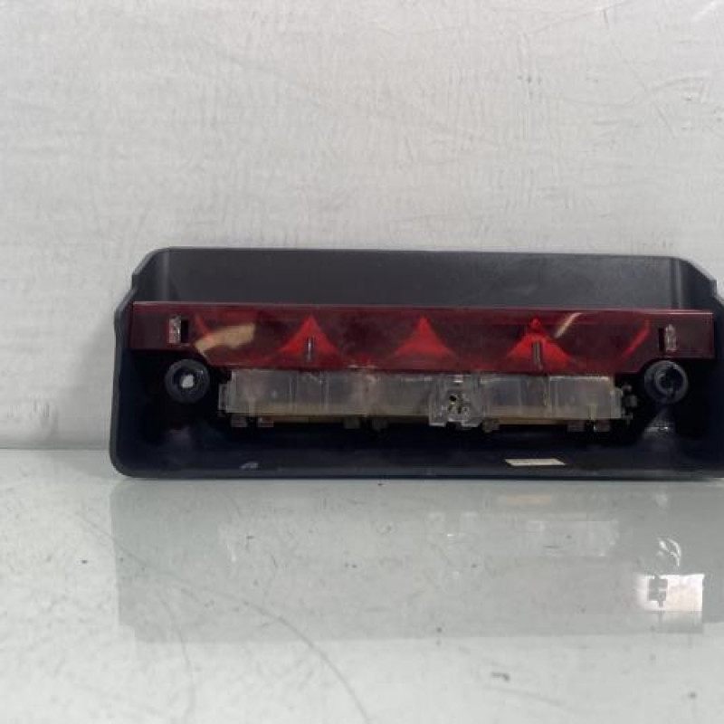 Feu arriere stop central CITROEN C2 Photo n°2