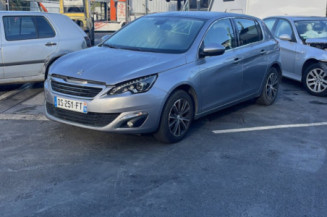 PEUGEOT 308 2 PHASE 2 1.2 PURETECH - 12V TURBO Photo n°1