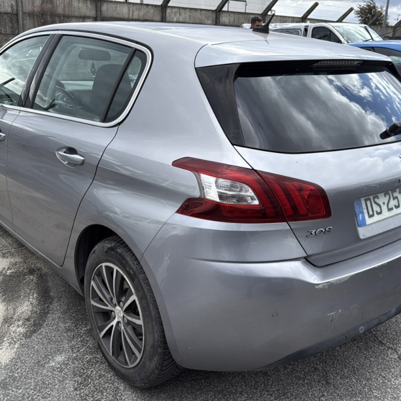 PEUGEOT 308 2 PHASE 2 1.2 PURETECH - 12V TURBO Photo n°15
