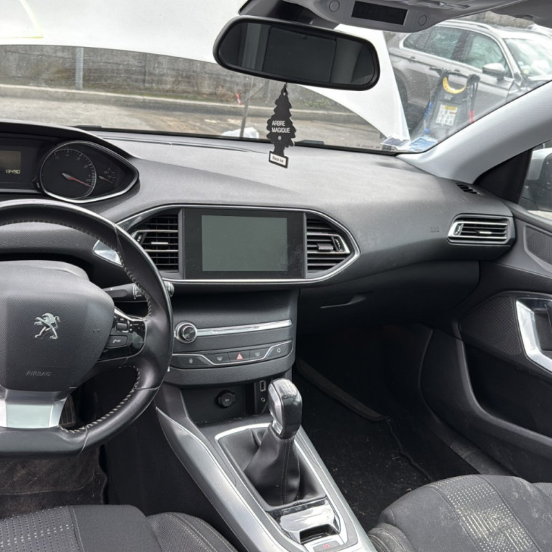 PEUGEOT 308 2 PHASE 2 1.2 PURETECH - 12V TURBO Photo n°26