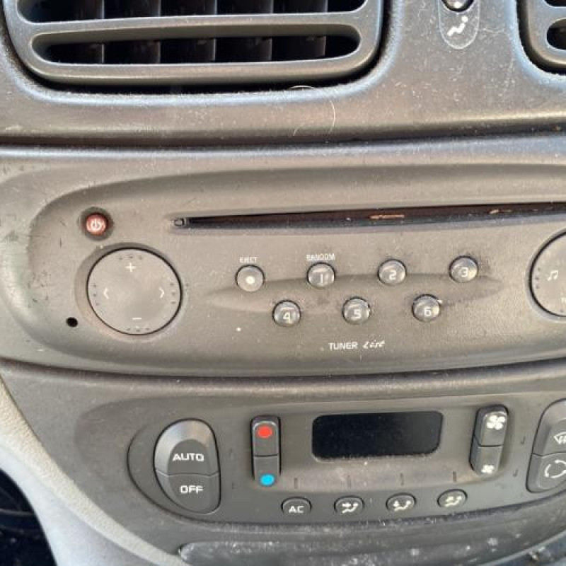 Aile avant droit RENAULT SCENIC 1 Photo n°20