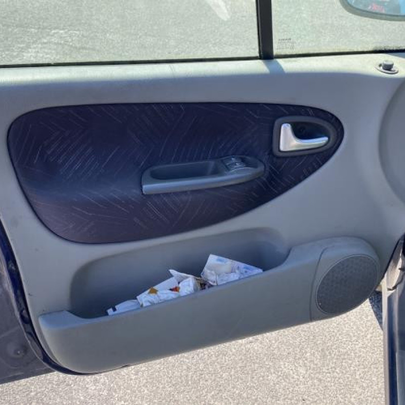 Aile avant gauche RENAULT SCENIC 1 Photo n°13