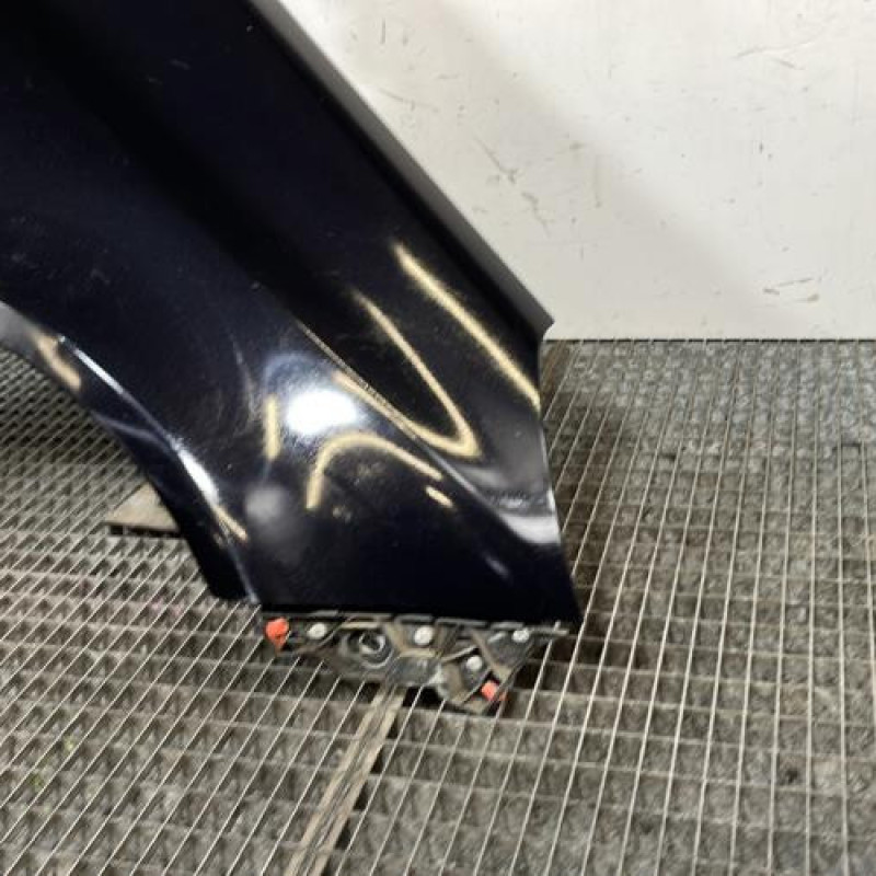 Aile avant droit OPEL CORSA D Photo n°2