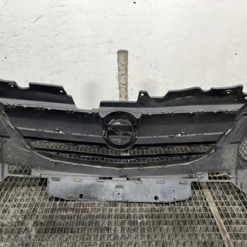 Calandre OPEL CORSA D Photo n°4