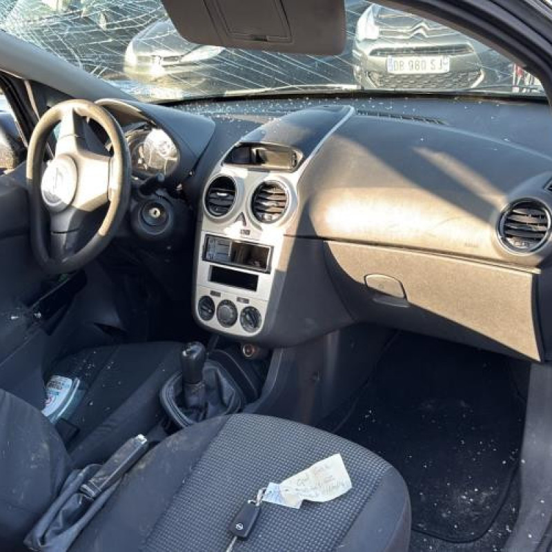 Capot OPEL CORSA D Photo n°18