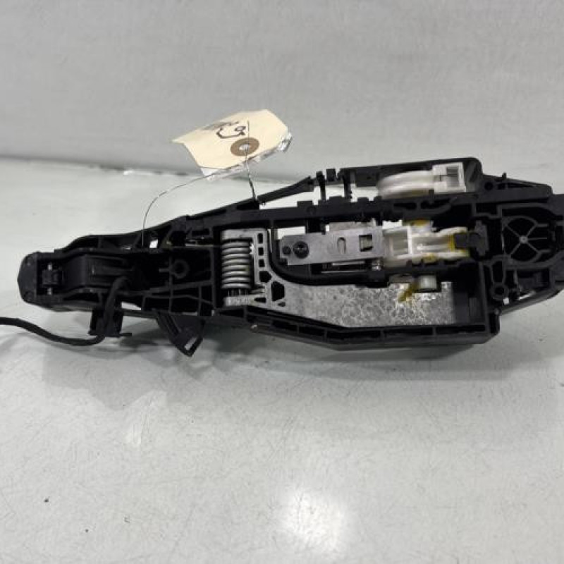 Poignee porte avant droit PEUGEOT 508 1 Photo n°1