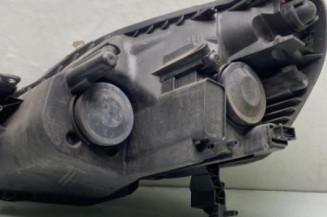 Optique avant principal droit (feux)(phare) OPEL ZAFIRA B