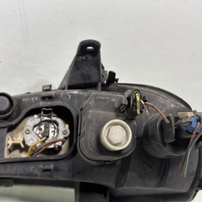 Optique avant principal droit (feux)(phare) OPEL TIGRA 1 Photo n°5