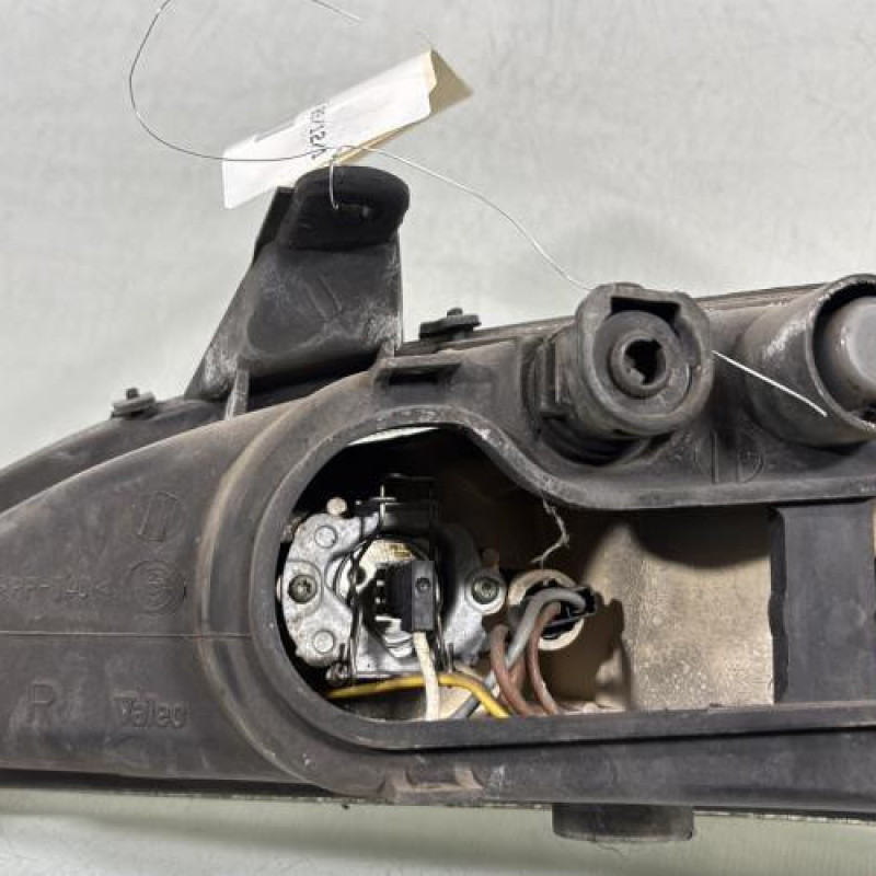 Optique avant principal droit (feux)(phare) OPEL TIGRA 1 Photo n°6