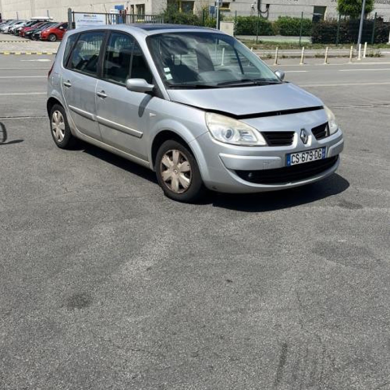 Pare choc avant RENAULT SCENIC 2 Photo n°8